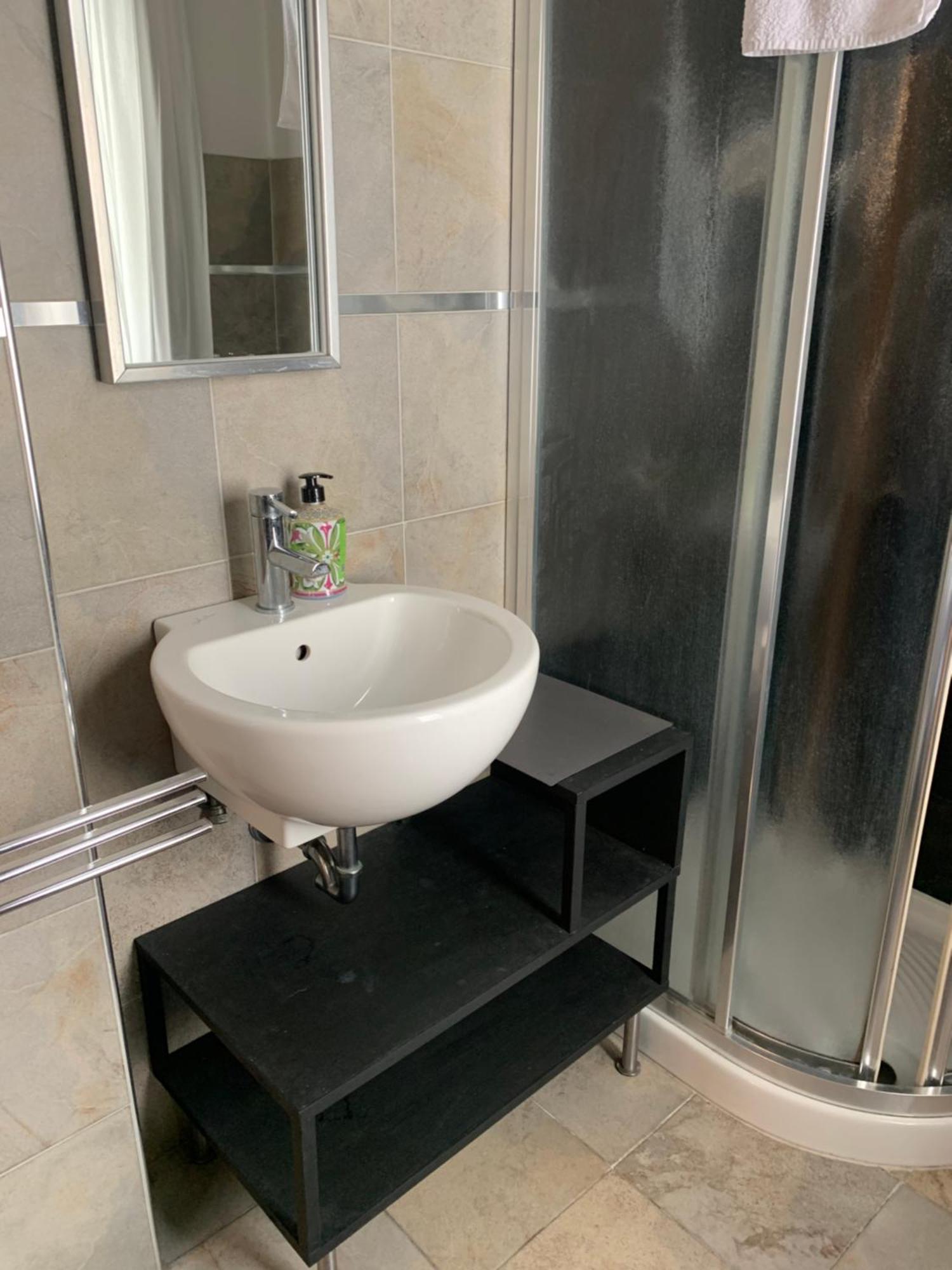 Апартаменты Casa Manuela Non Turisti Ma Ospiti Кьоджа Экстерьер фото
